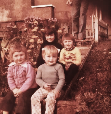 Nitshill Memories “Childhood & Teenage Years” Nitshill Memories